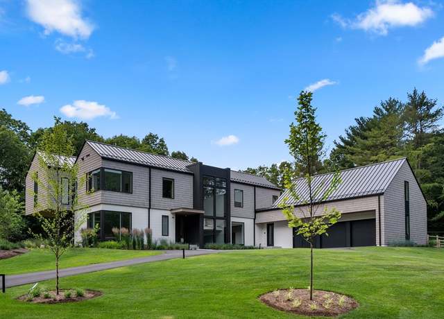 Property at 286 Country Dr, Weston, MA 02493, 6 beds, 7.5 baths