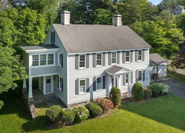 Property at 285 Main St, Groveland, MA 01834, 4 beds, 2.5 baths