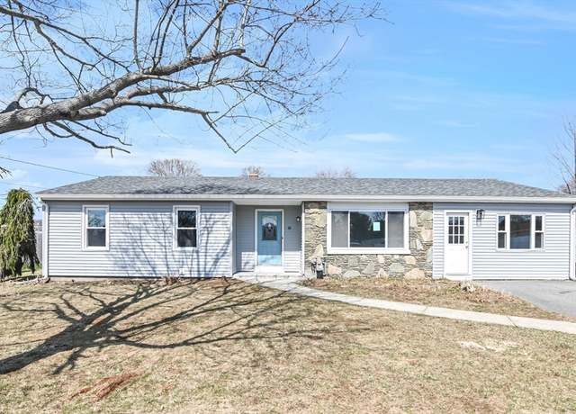 Property at 32 Pennsylvania Ave, Somerset, MA 02726, 3 beds, 1 bath