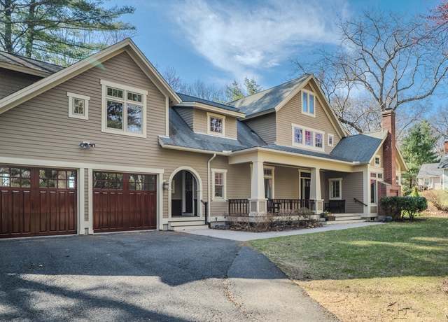 Property at 60 Red Gate Ln, Amherst, MA 01002, 6 beds, 3.5 baths