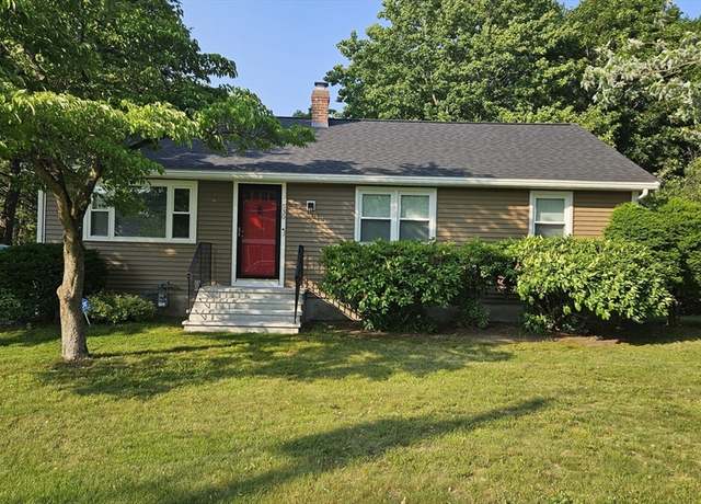 Property at 530 Boylston St, Lowell, MA 01852, 3 beds, 1 bath