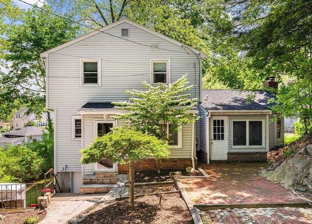 Property at 60 Milliken Ave, Franklin, MA 02038, 3 beds, 2 baths