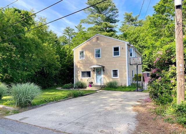 Property at 8 Sandy Ln, Pembroke, MA 02359, 4 beds, 1 bath