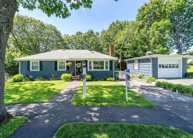 Property at 20 Oak Ridge Cir, Lynn, MA 01904, 3 beds, 2 baths