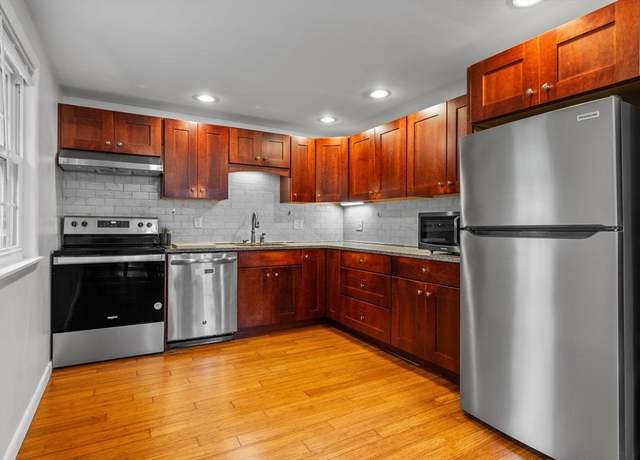 Property at 653 Robin Hill St, Marlborough, MA 01752, 3 beds, 1.5 baths