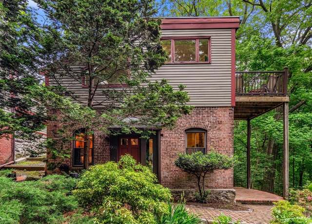 Property at 994 Centre St, Boston, MA 02130, 2 beds, 2 baths