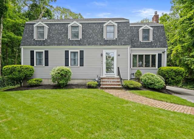 Property at 32 Riley Ave, Weymouth, MA 02189, 3 beds, 1.5 baths
