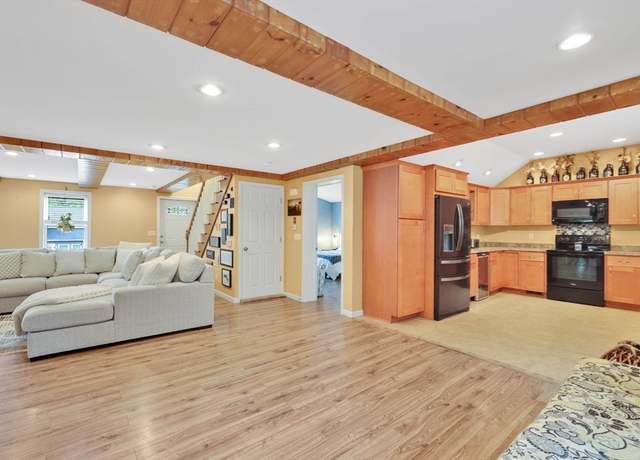 Property at 4063 Main St, Palmer, MA 01069, 3 beds, 2 baths