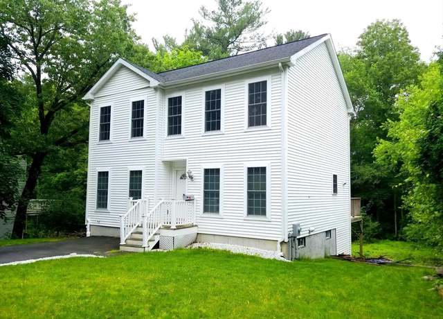 Property at 3 Sunnyside Ave, Wellesley, MA 02482, 3 beds, 2.5 baths