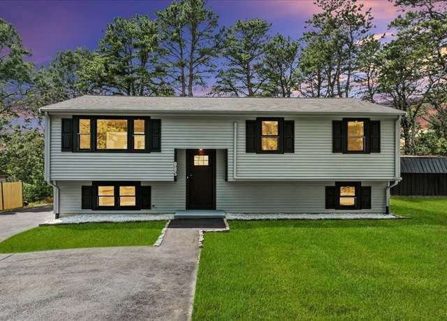Property at 885 Long Pond Rd, Plymouth, MA 02360, 3 beds, 2 baths
