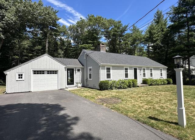 Property at 39 Millwood Cir, Norwell, MA 02061, 3 beds, 2 baths