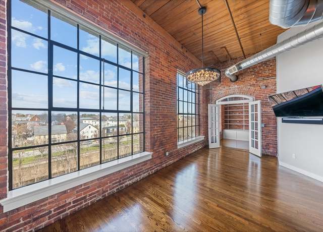 Property at 491 Dutton St #509, Lowell, MA 01854, 2 beds, 1 bath