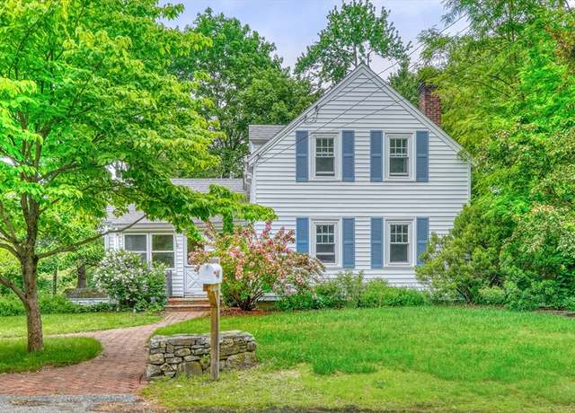 Property at 40 Colburn St, Westwood, MA 02090, 2 beds, 1.5 baths