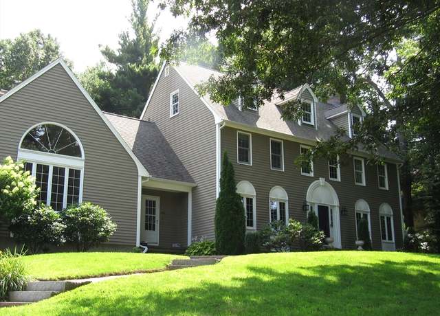 Property at 45 Lexington Cir, Holden, MA 01520, 5 beds, 4.5 baths
