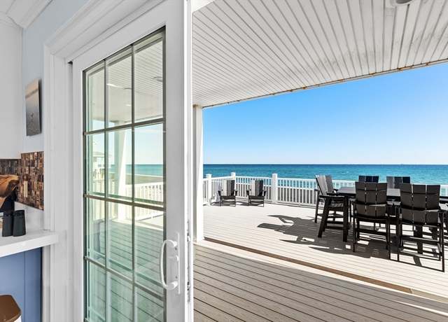 Property at 308 Ocean St, Marshfield, MA 02051, 4 beds, 3.5 baths