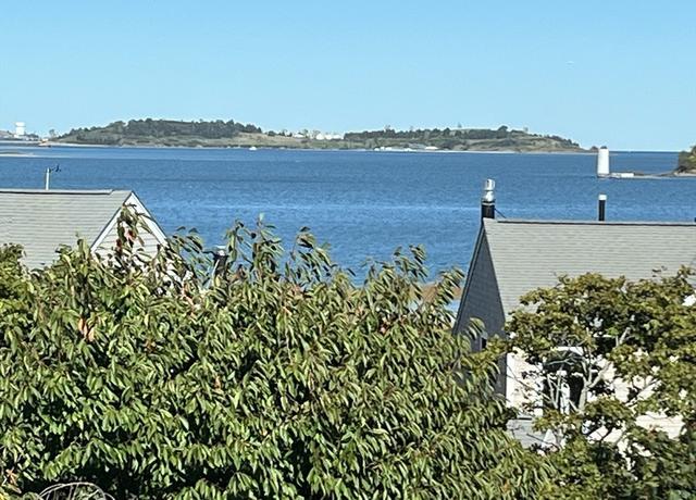 Property at 14 Sloop Ln #85, Quincy, MA 02171, 2 beds, 2.5 baths