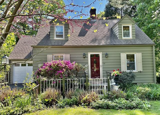 Property at 700 Stony Hill Rd, Wilbraham, MA 01095, 2 beds, 1.5 baths