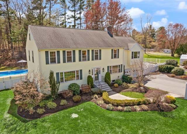 Property at 9 Gavin Cir, Andover, MA 01810, 4 beds, 2.5 baths