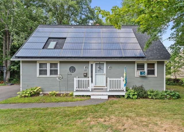Property at 339 Franklin Rd, Fitchburg, MA 01420, 3 beds, 2 baths
