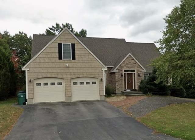 Property at 33 Saint Anthony St, Fitchburg, MA 01420, 5 beds, 3.5 baths