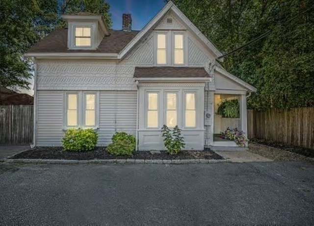 Property at 38-40 High St #5, Danvers, MA 01923, 3 beds, 2 baths