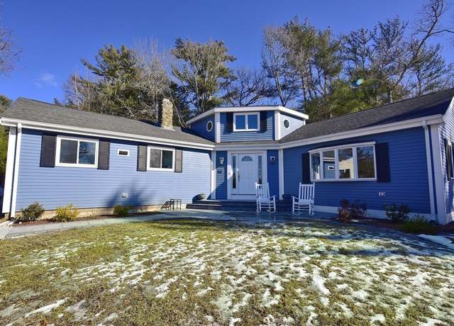 Property at 50 Oak St, Wareham, MA 02571, 3 beds, 2 baths