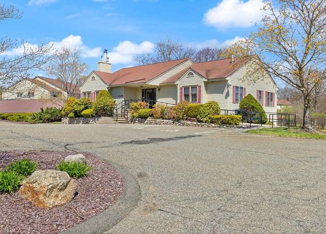 Property at 248 Apache Way #248, Tewksbury, MA 01876, 2 beds, 1 bath