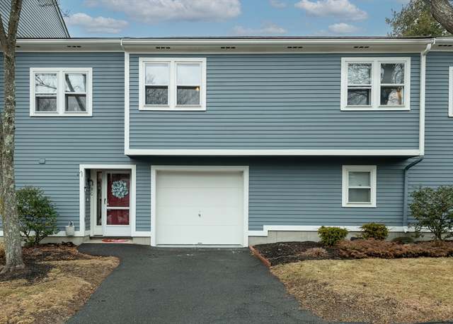 Property at 9 Russell Dr Unit 2C, Salem, MA 01970, 2 beds, 1.5 baths