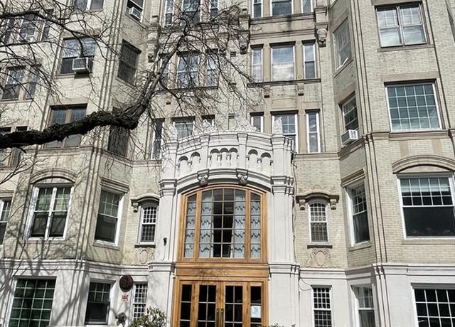 Property at 520 Beacon St Unit 4C, Boston, MA 02115, 1 bed, 1 bath
