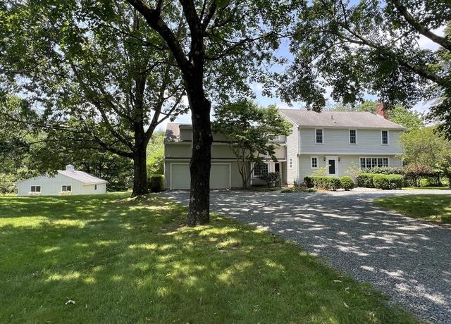 Property at 10 Ward Ln, Sherborn, MA 01770, 4 beds, 3.5 baths