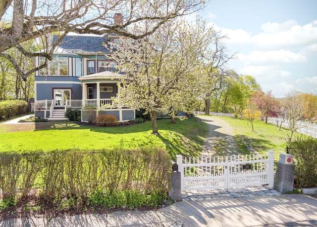 Property at 318 Metropolitan Ave, Boston, MA 02131, 5 beds, 2.5 baths