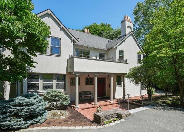 Property at 40 Heath Hill St, Brookline, MA 02445, 7 beds, 6.5 baths