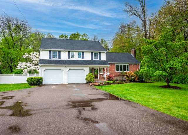 Property at 732 Salem End Rd, Framingham, MA 01702, 4 beds, 2.5 baths