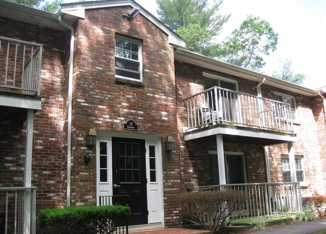 Property at 22 Kingswood Dr Unit 6F, Abington, MA 02351, 1 bed, 1 bath