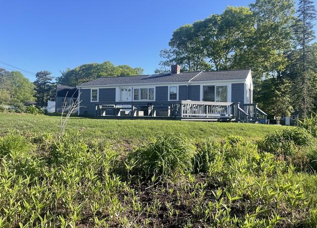 Property at 20 Robin Rd, Yarmouth, MA 02673, 2 beds, 1 bath