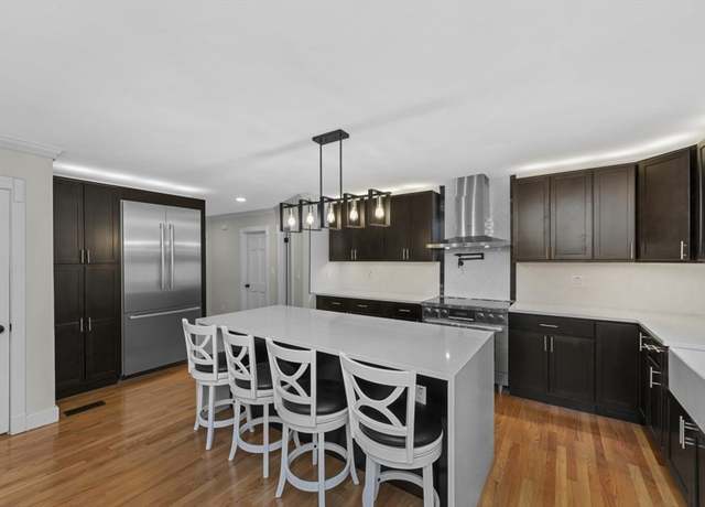 Property at 24 Jackson Park, Gardner, MA 01440, 4 beds, 3.5 baths