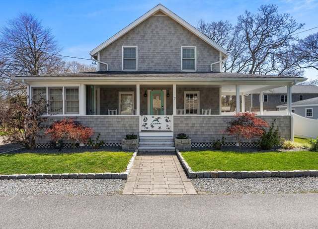 Property at 7 Hawthorne Ct, Falmouth, MA 02540, 4 beds, 2 baths
