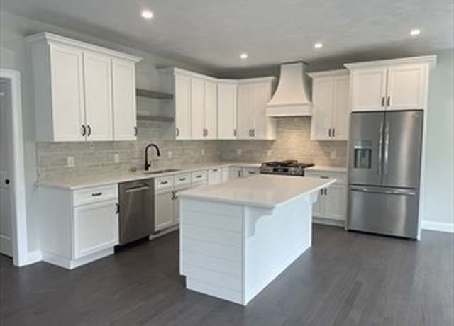 Property at 288 Fisher Rd, Holden, MA 01520, 4 beds, 2.5 baths