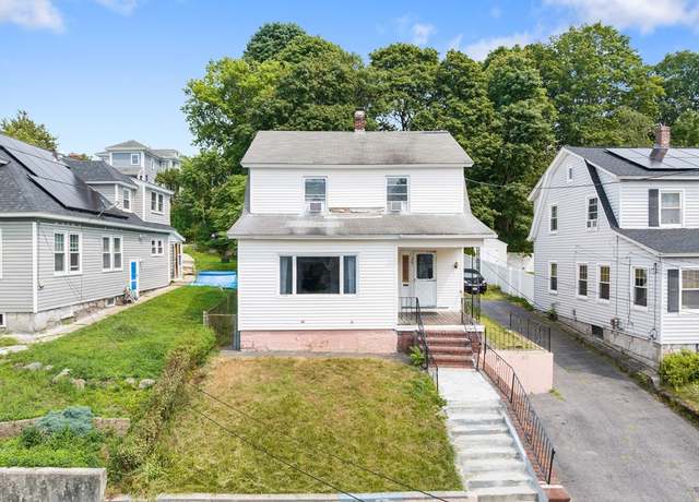 Property at 39 Fremont St, Lowell, MA 01850, 3 beds, 1 bath