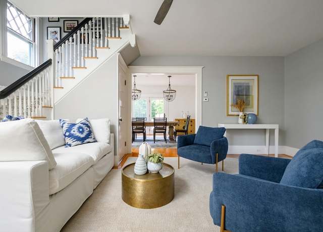 Property at 626 Main St, Hingham, MA 02043, 4 beds, 2.5 baths