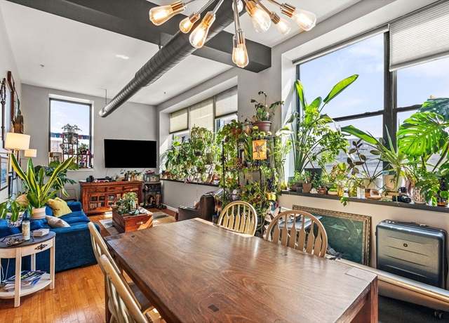 Property at 170 Oxford St #305, Lynn, MA 01901, 2 beds, 1 bath