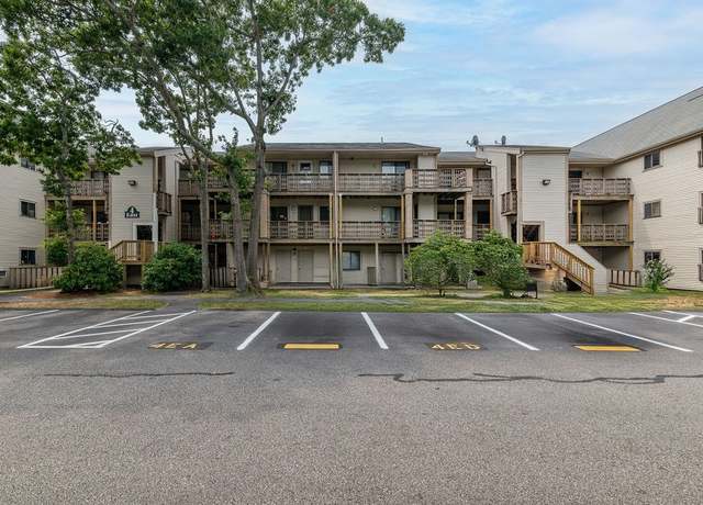 Property at 800 Bearses Way Unit 4EE, Barnstable, MA 02601, 2 beds, 2 baths
