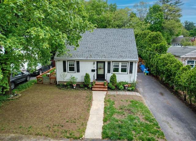 Property at 33 Mcphee Rd, Framingham, MA 01701, 4 beds, 1 bath