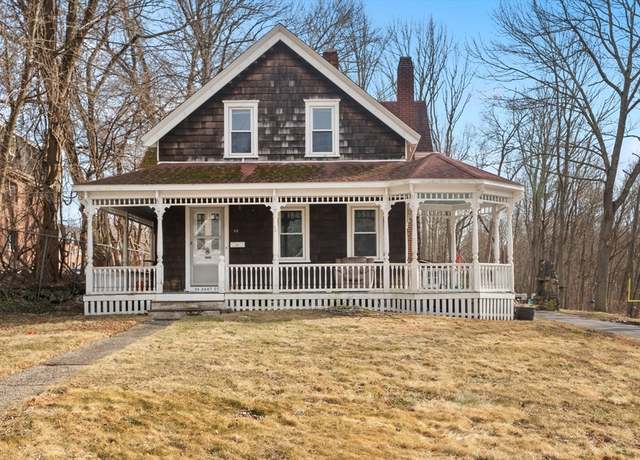 Property at 99 Hart St, Taunton, MA 02780, 3 beds, 1.5 baths