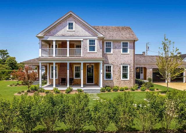 Property at 4 Somerset Ln, Edgartown, MA 02539, 4 beds, 4.5 baths