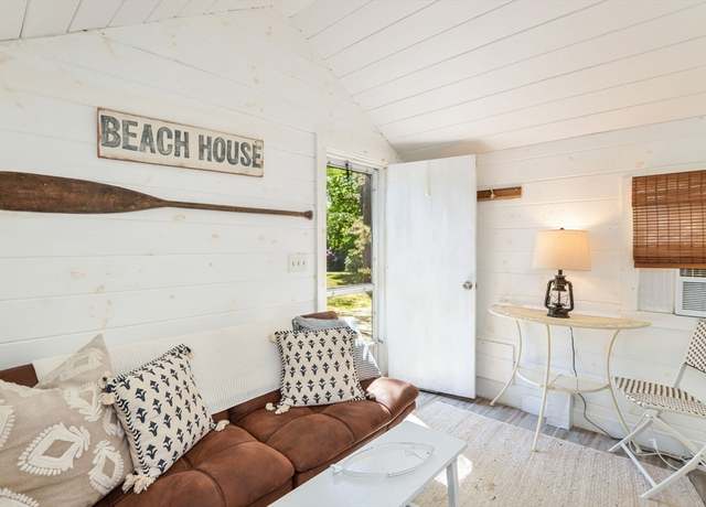 Property at 358 Route 6a #6, Sandwich, MA 02537, 1 bed, 1 bath
