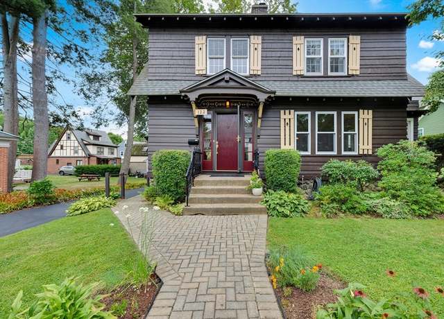 Property at 122 Longfellow Rd, Worcester, MA 01602, 4 beds, 2 baths