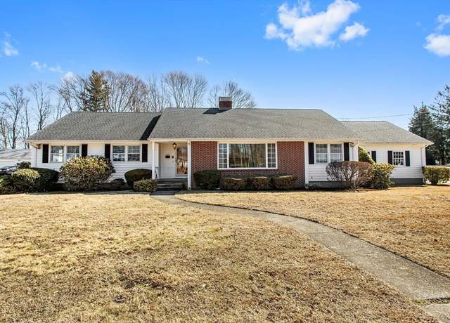Property at 952 Prospect St, Somerset, MA 02726, 3 beds, 2.5 baths