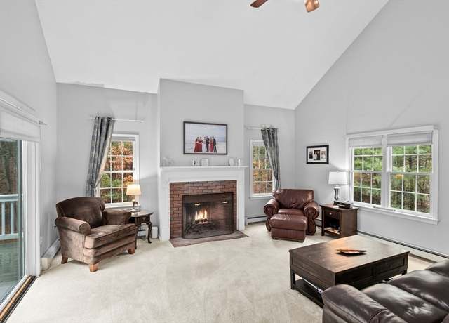 Property at 7 Hemlock, Kingston, MA 02364, 4 beds, 2.5 baths