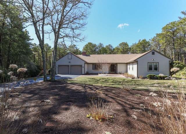 Property at 29 Amanda Ct, Barnstable, MA 02635, 3 beds, 2.5 baths